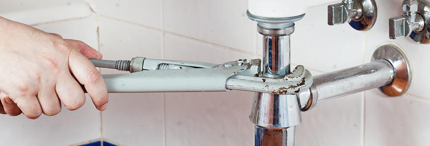 Qui contacter en cas de fuite d'eau à Paris ?