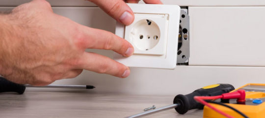 Installation de prise électrique